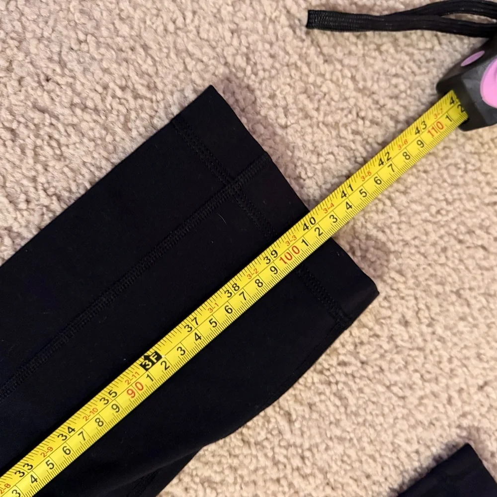 lululemon athletica Black and Gray Leggings - Picture 5 of 11